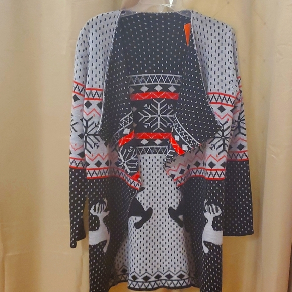 Winter cardigan with beautiful print - Picture 1 of 5